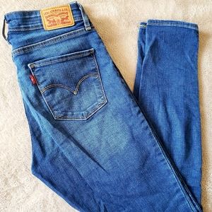 Levi's 721 high rise jeans size 28